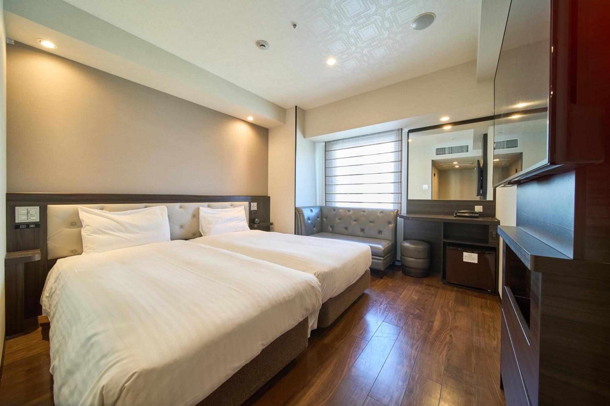 Via Inn Umeda Ōsaka Extérieur photo